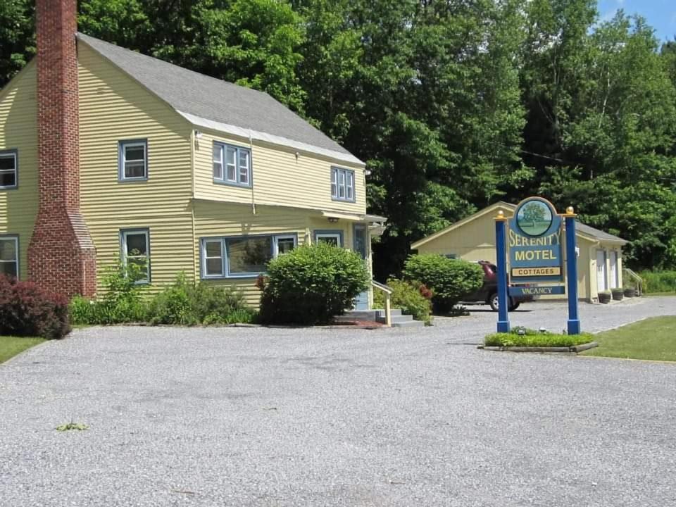 Serenity Motel Shaftsbury Экстерьер фото