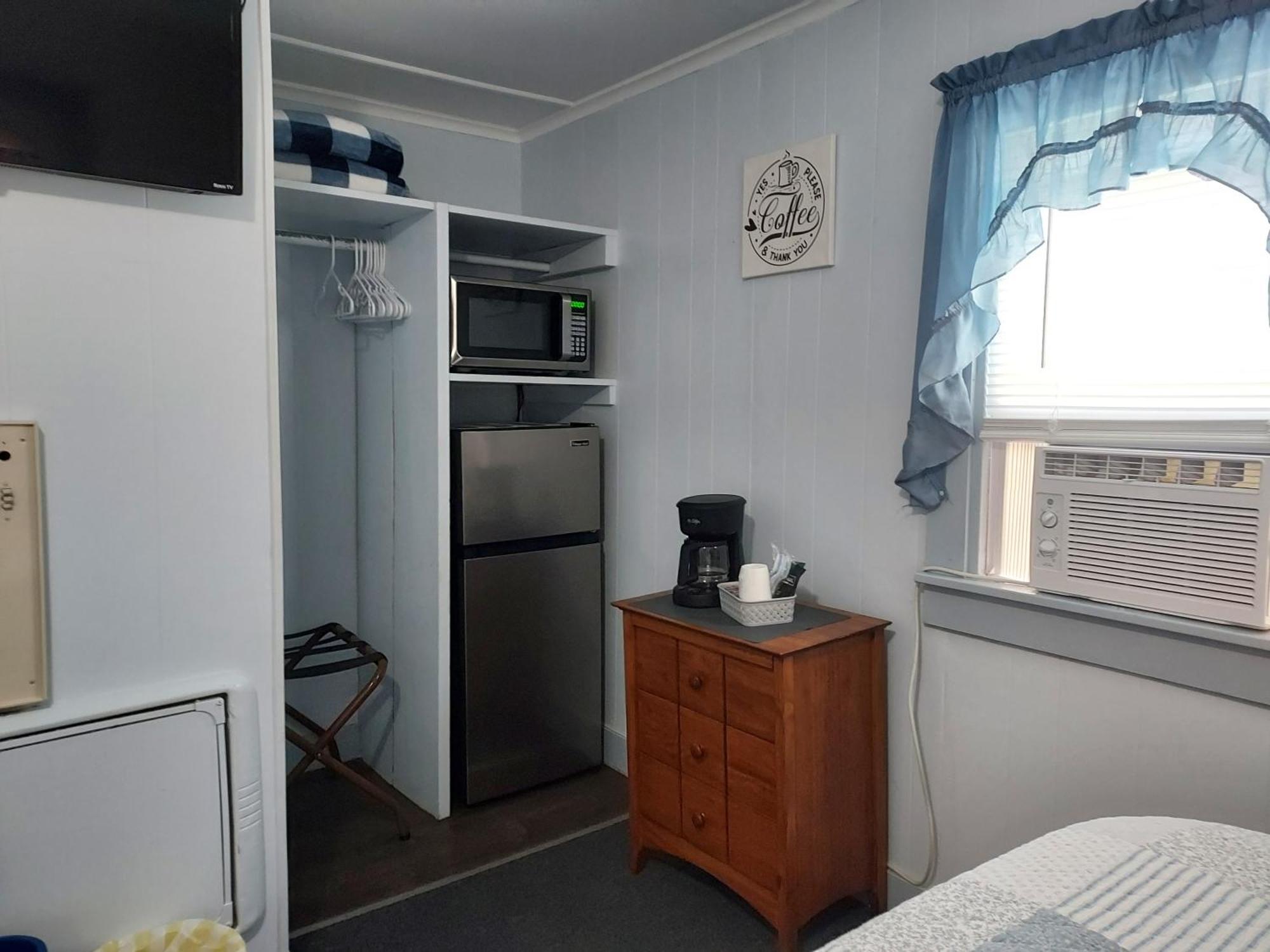 Serenity Motel Shaftsbury Экстерьер фото