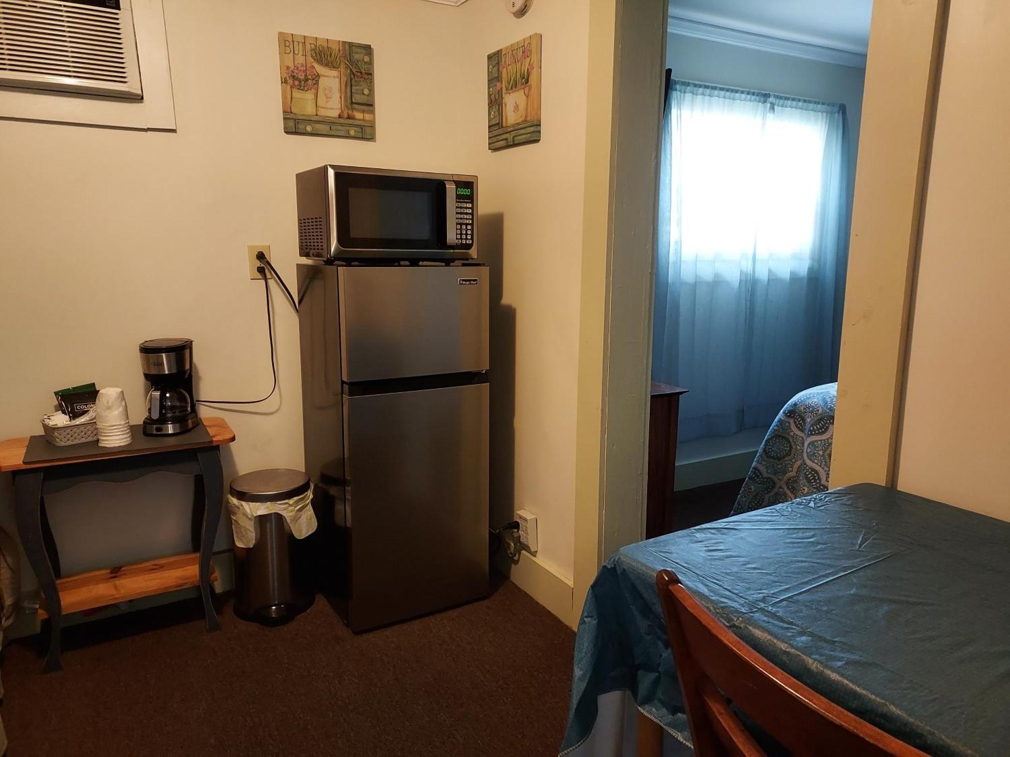 Serenity Motel Shaftsbury Экстерьер фото